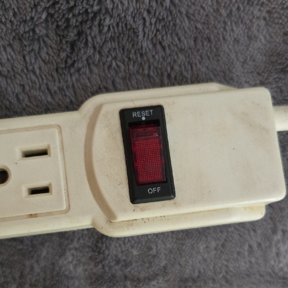 Cream Power Strip with Switch